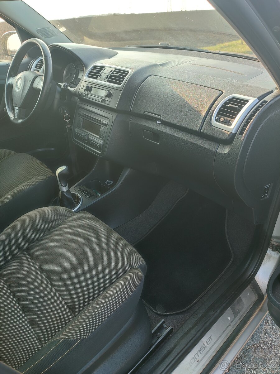 SKODA ROOMSTER 1,4 - 5