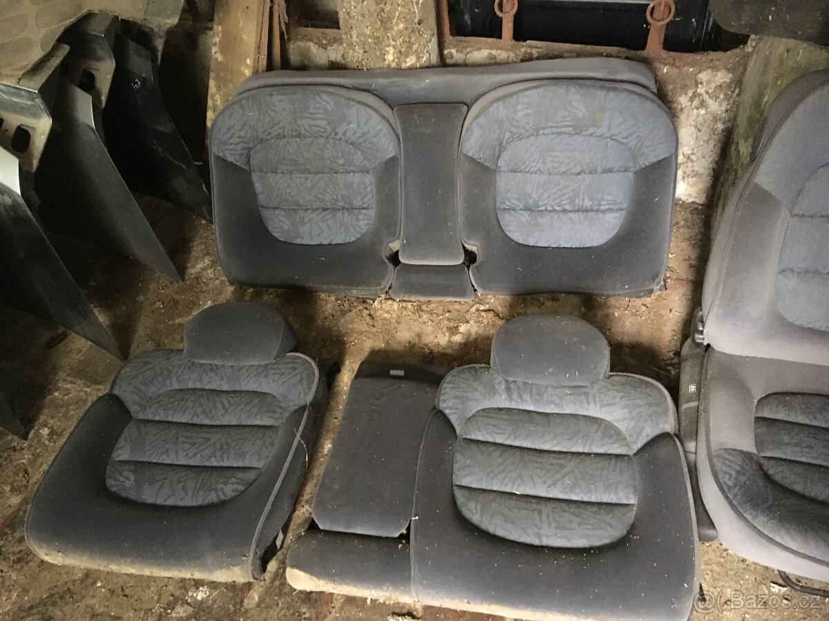 Peugeot 406 kupé sada sedaček - 5