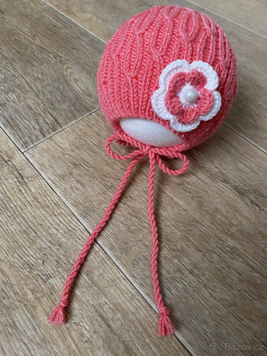 Ručně pletená dětská čepice 3-6 měs. různé barvy - 5
