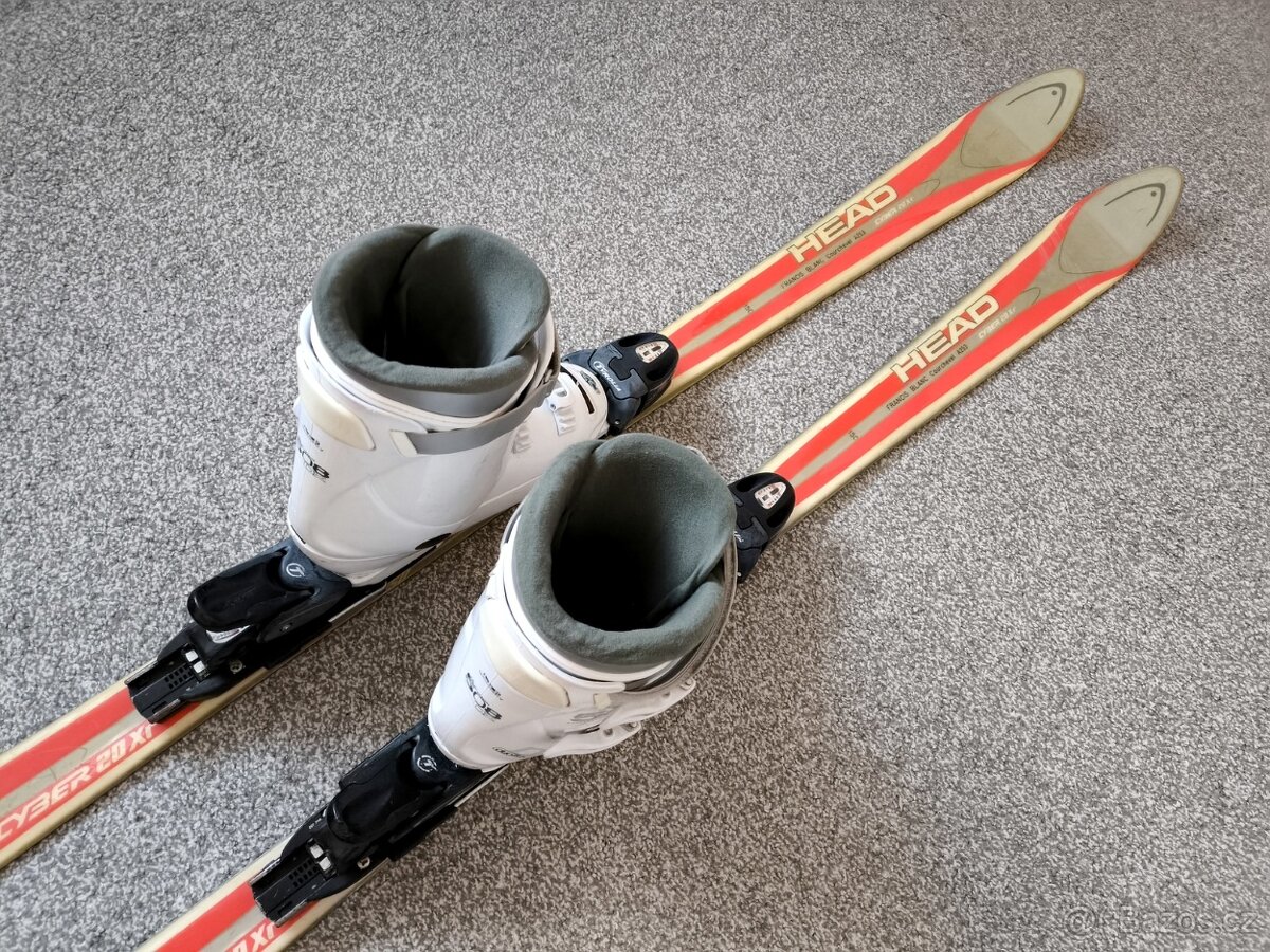 Lyže 150 cm plus boty č.5, dětská velikost - 5