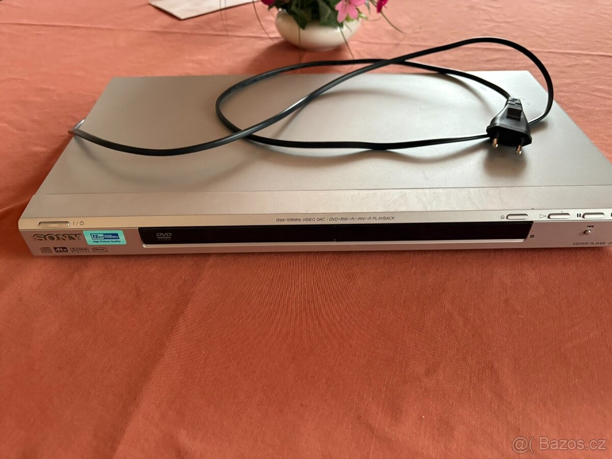 180 DVD + DVD přehrávač SONY - 5