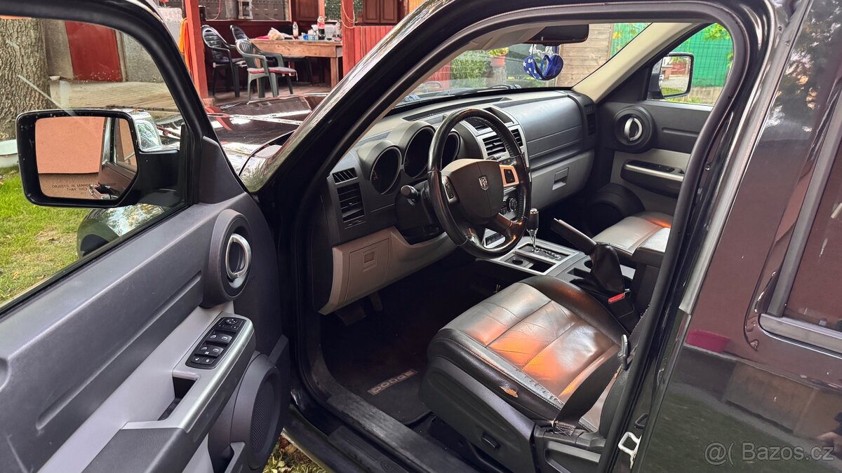 Dodge NITRO 2.8CRD 4x4 - 5