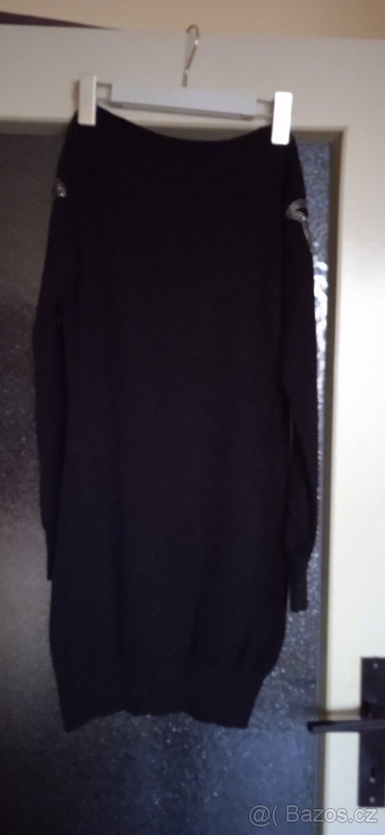 Černé šaty a svetry 6 ks XS/S a M. - 5