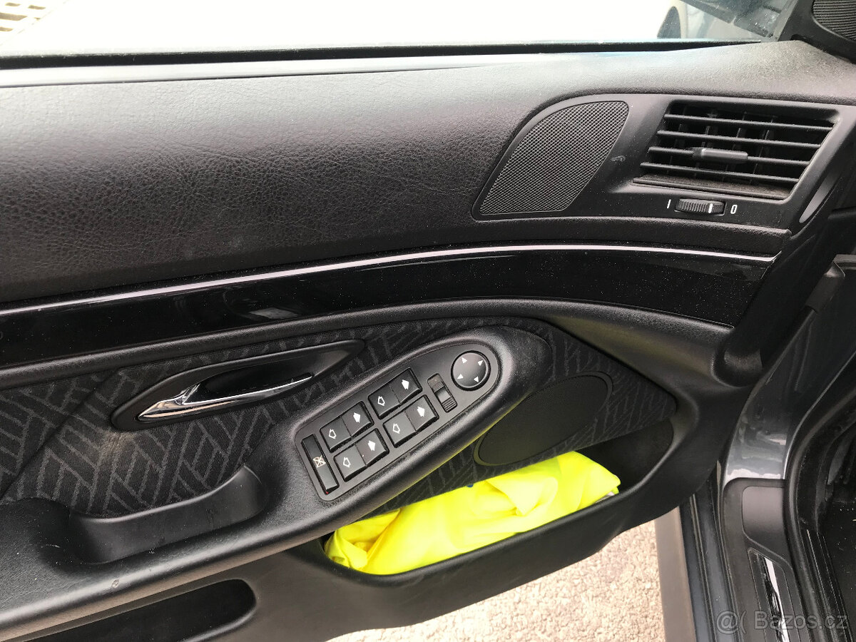 BMW 528i E39 1999 142kW 286S2 - dily, JEZDI - 5