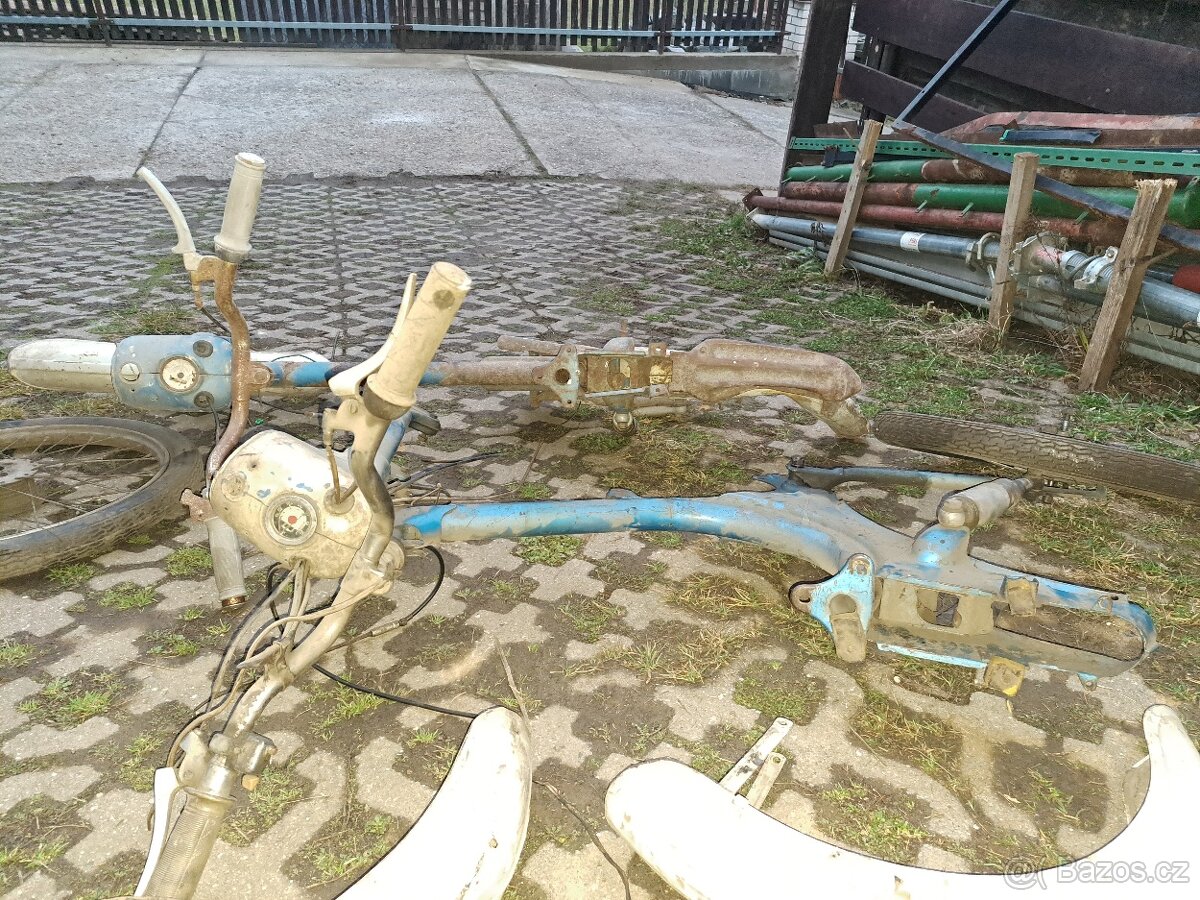 Prodám Stadion S22 2x - 5