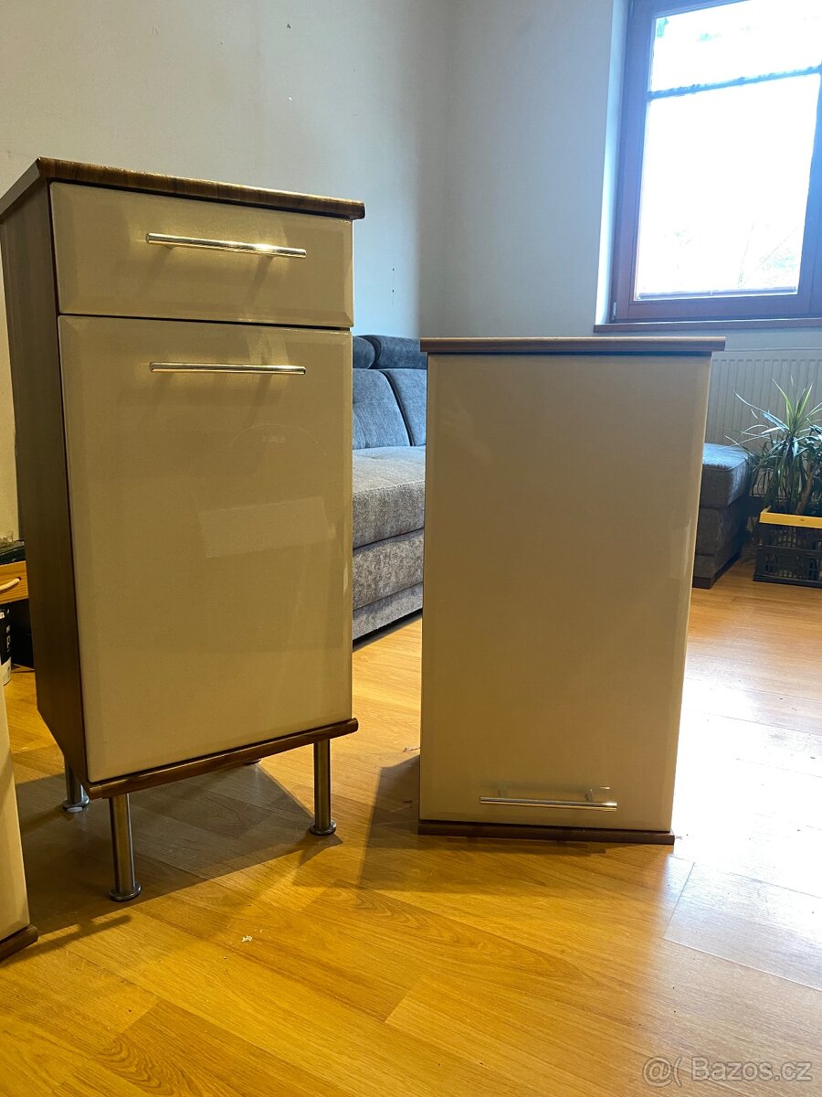 Skříňky do koupelny - 5