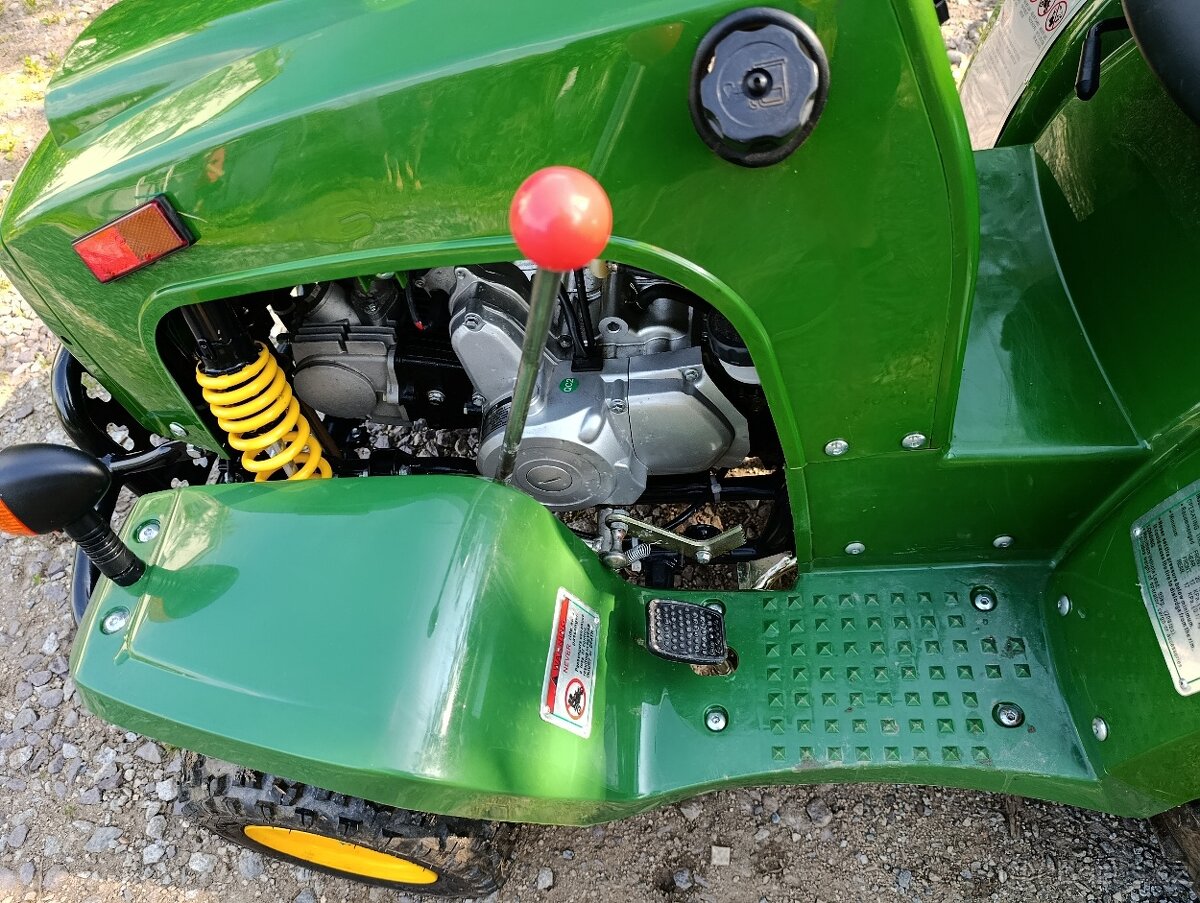 Dětský traktor Nitro