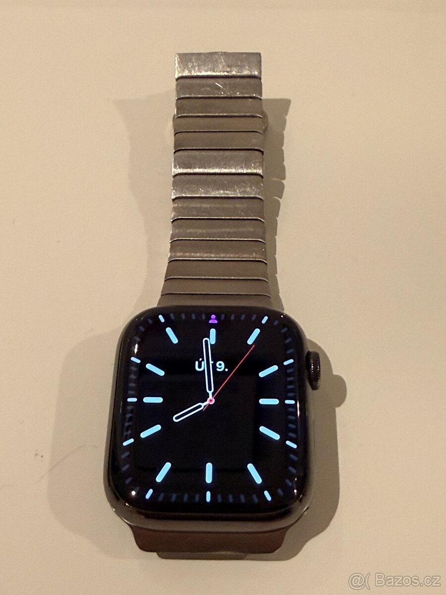 Apple Watch Series 8 45mm Cellular, Steel Case Grafitové - 5