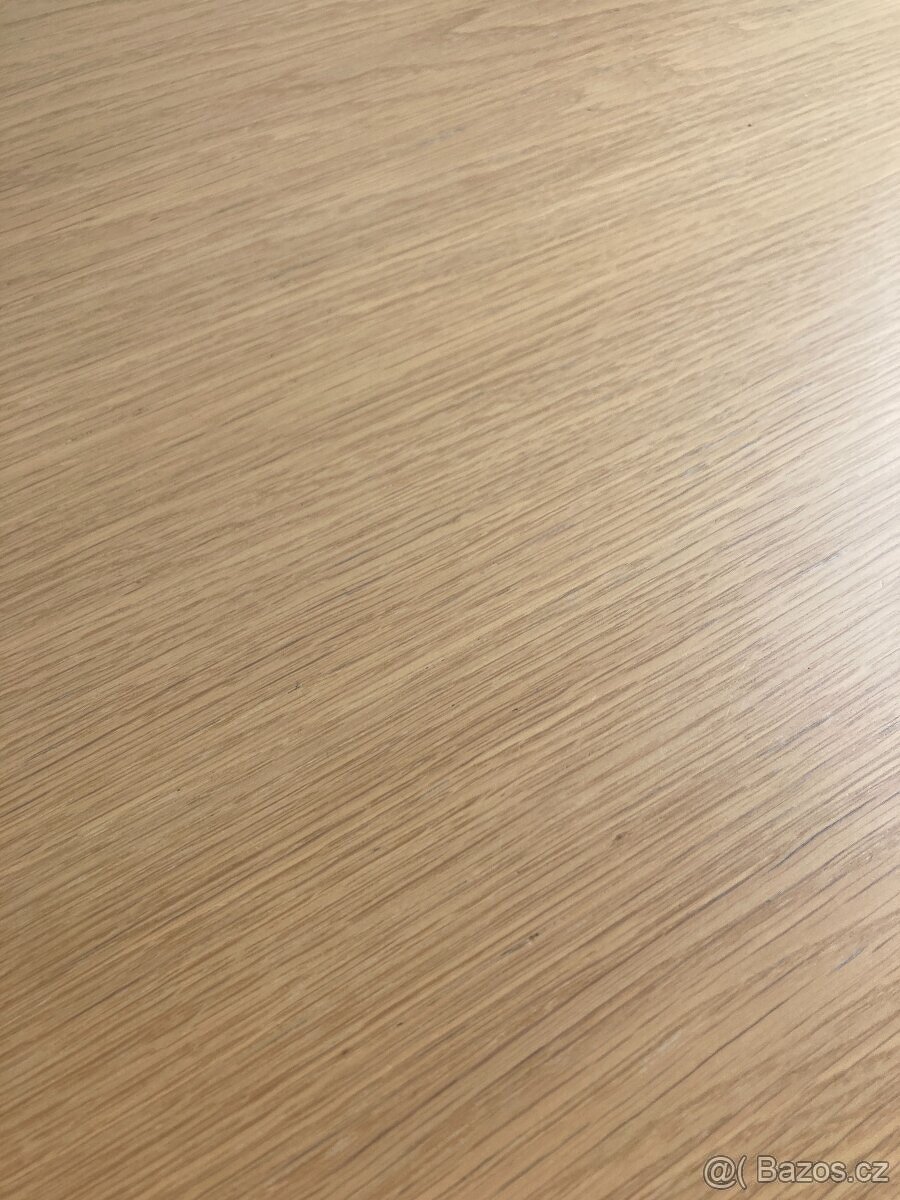 IKEA polohovatelný kancelářský stůl BEKANT pravý roh - 5