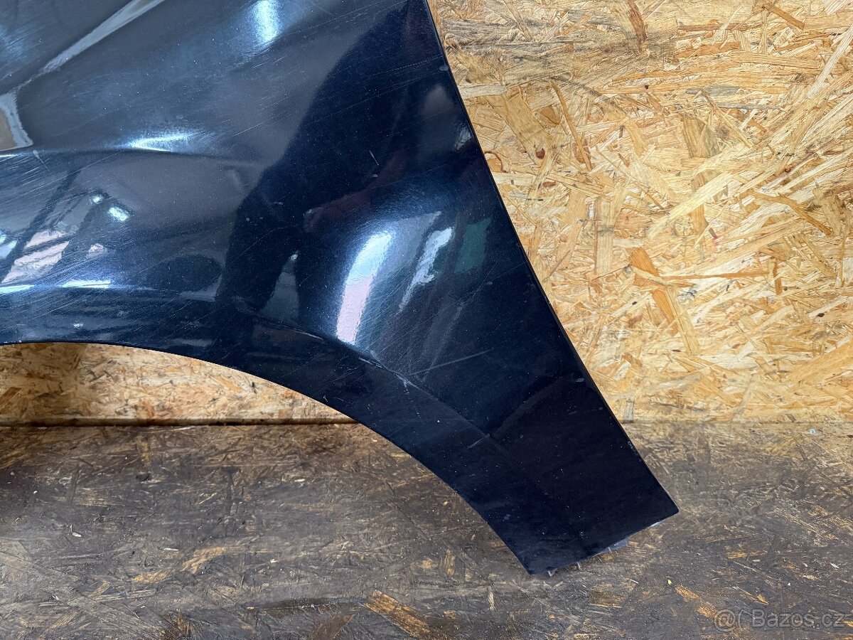 LEVÝ PŘEDNÍ BLATNÍK MERCEDES W164 C197 - 5