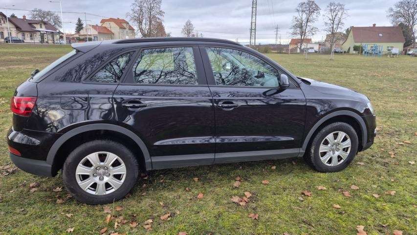Prodám Audi Q3 2.0TDI 103KW - KLIMATIZACE - 5