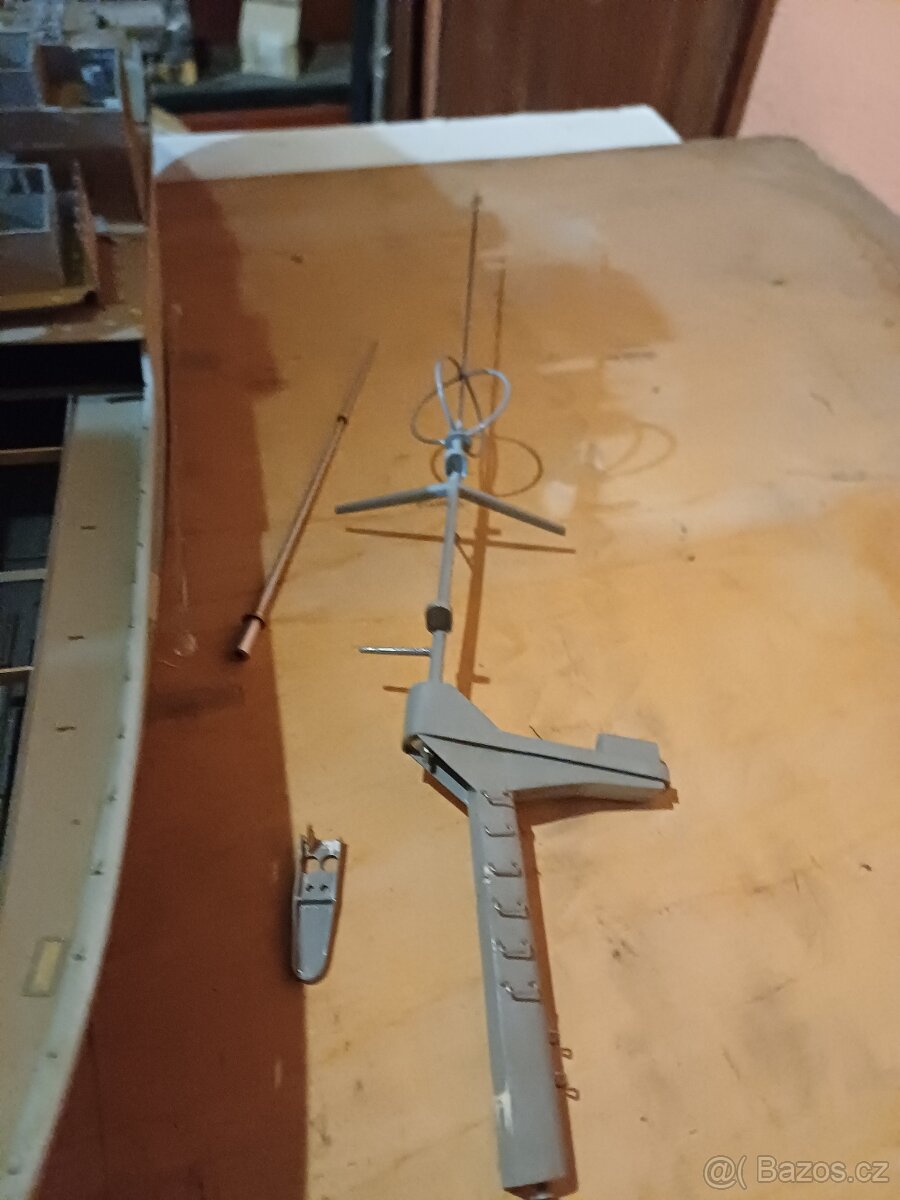 Kusy modelářských lodí a letadel - 5