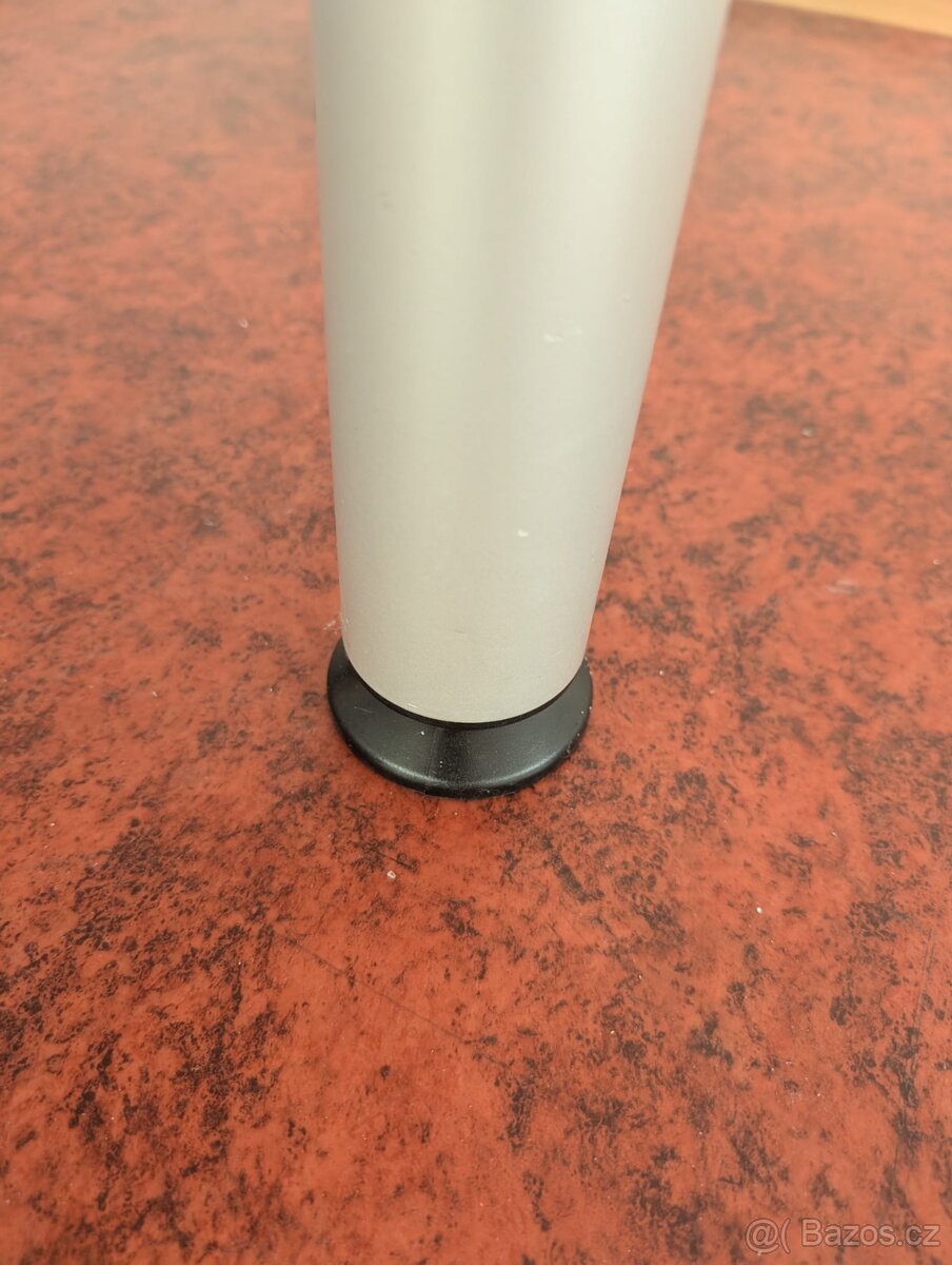 Kancelářský stůl - 5