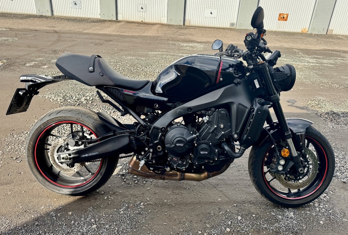 Yamaha XSR 900 - 5