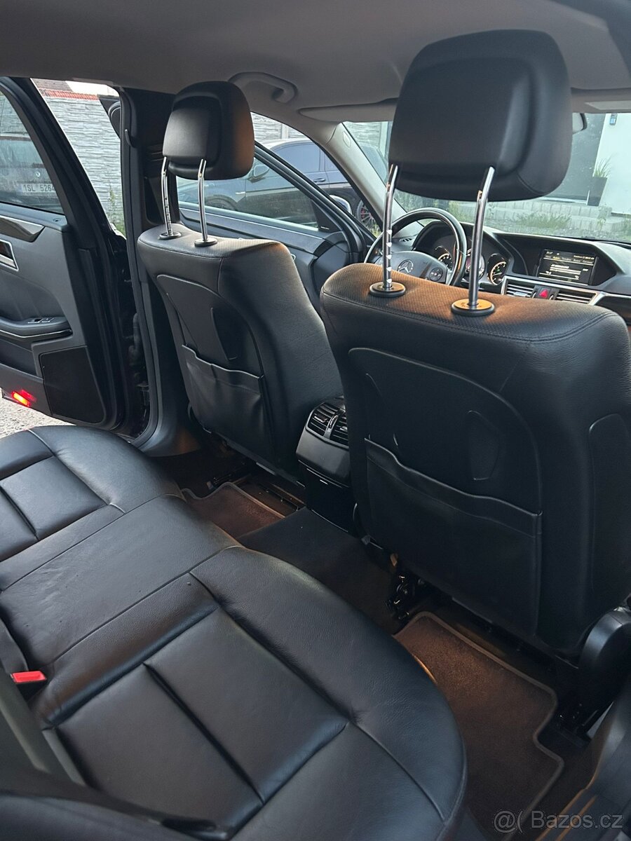 Prodám Mercedes Benz e class 350 4Matic - 5