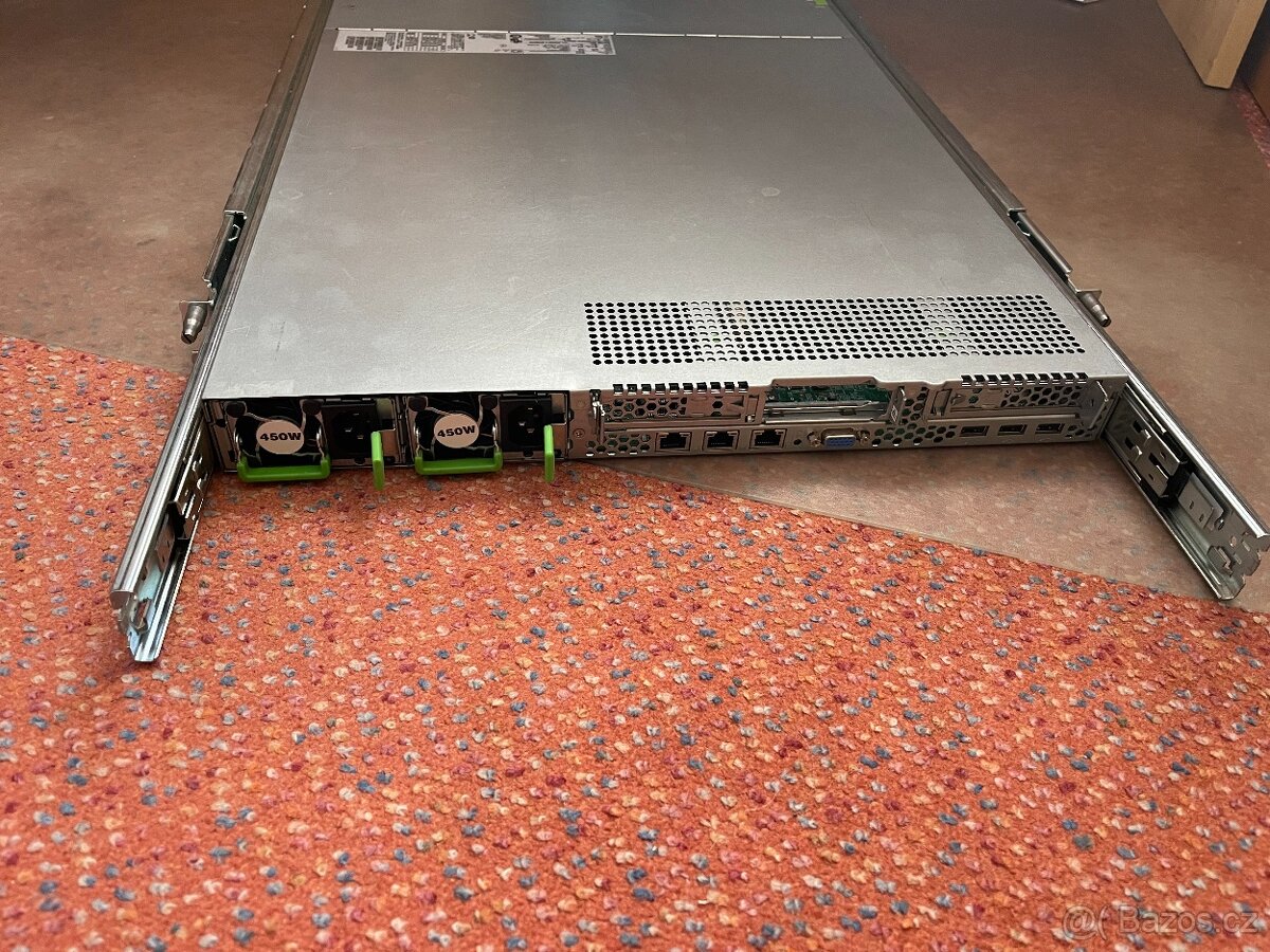 Fujitsu Primergy RX200S8,2xIntel Xeon,160 GB RAM,4x450GB HDD - 5