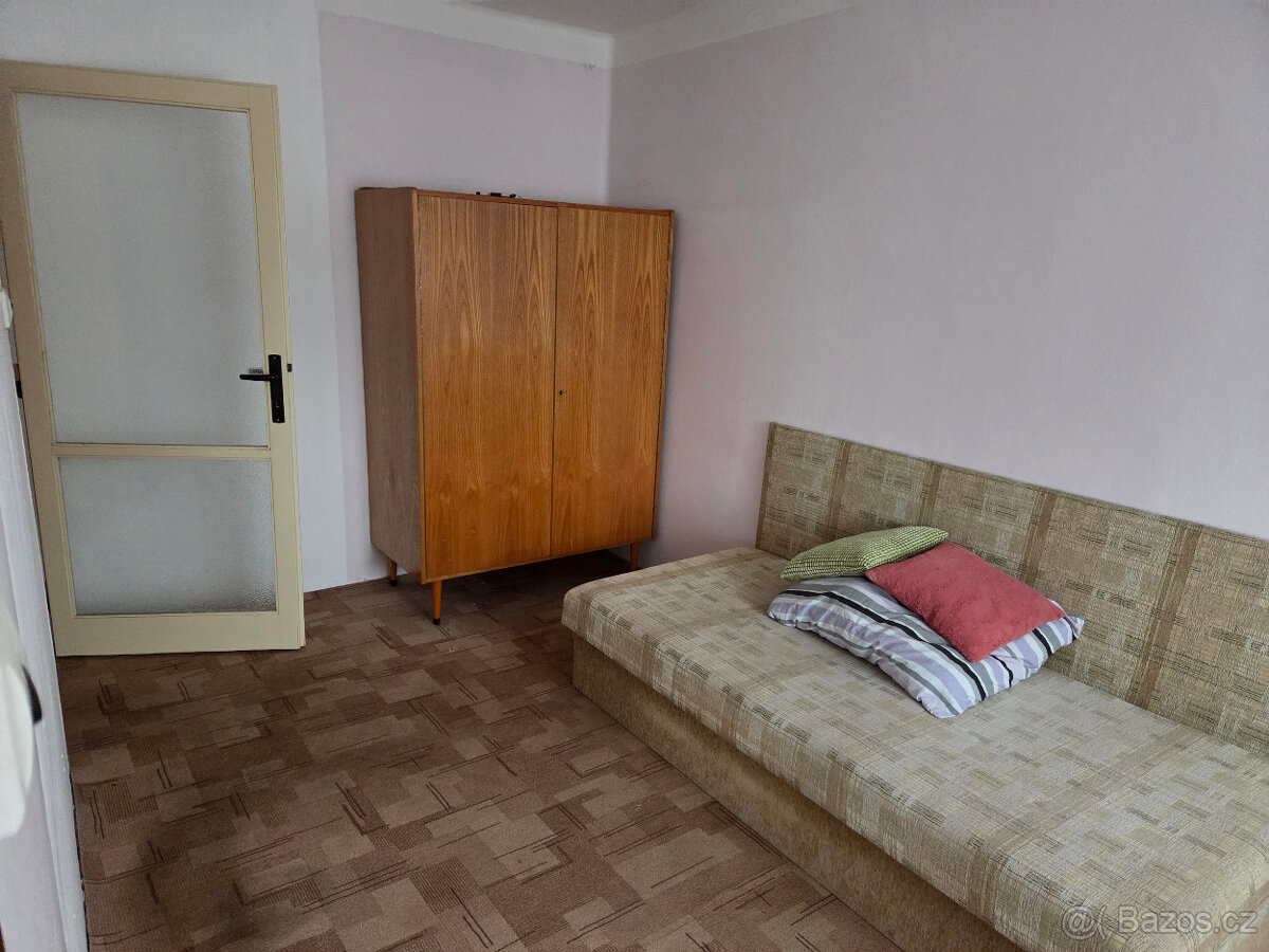 Pronájem byt 3+1 s balkonem - 5