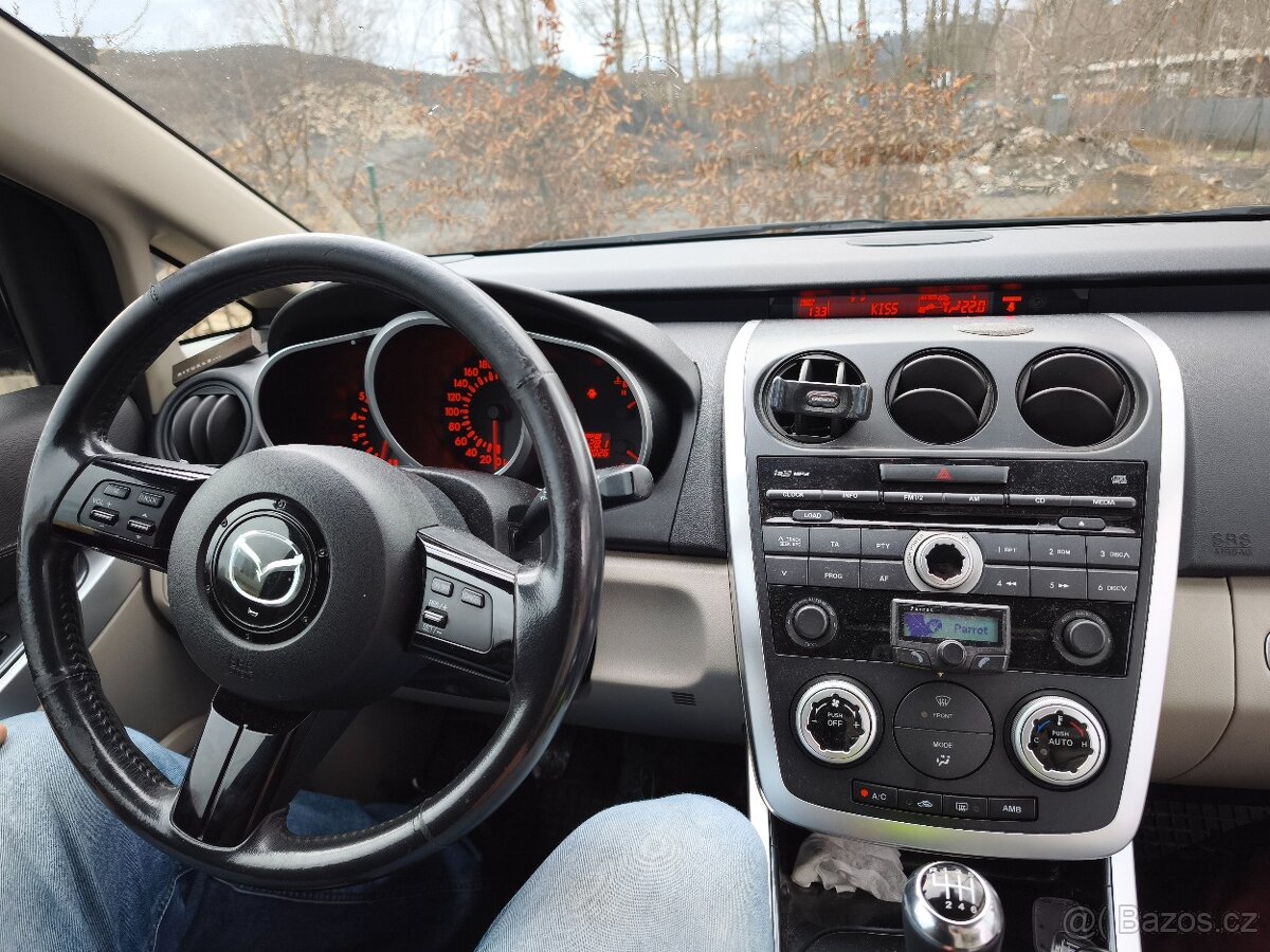 Mazda CX-7 2.3 Turbo, 191 kW, 6M – luxusní SUV, r. 2008, STK - 5