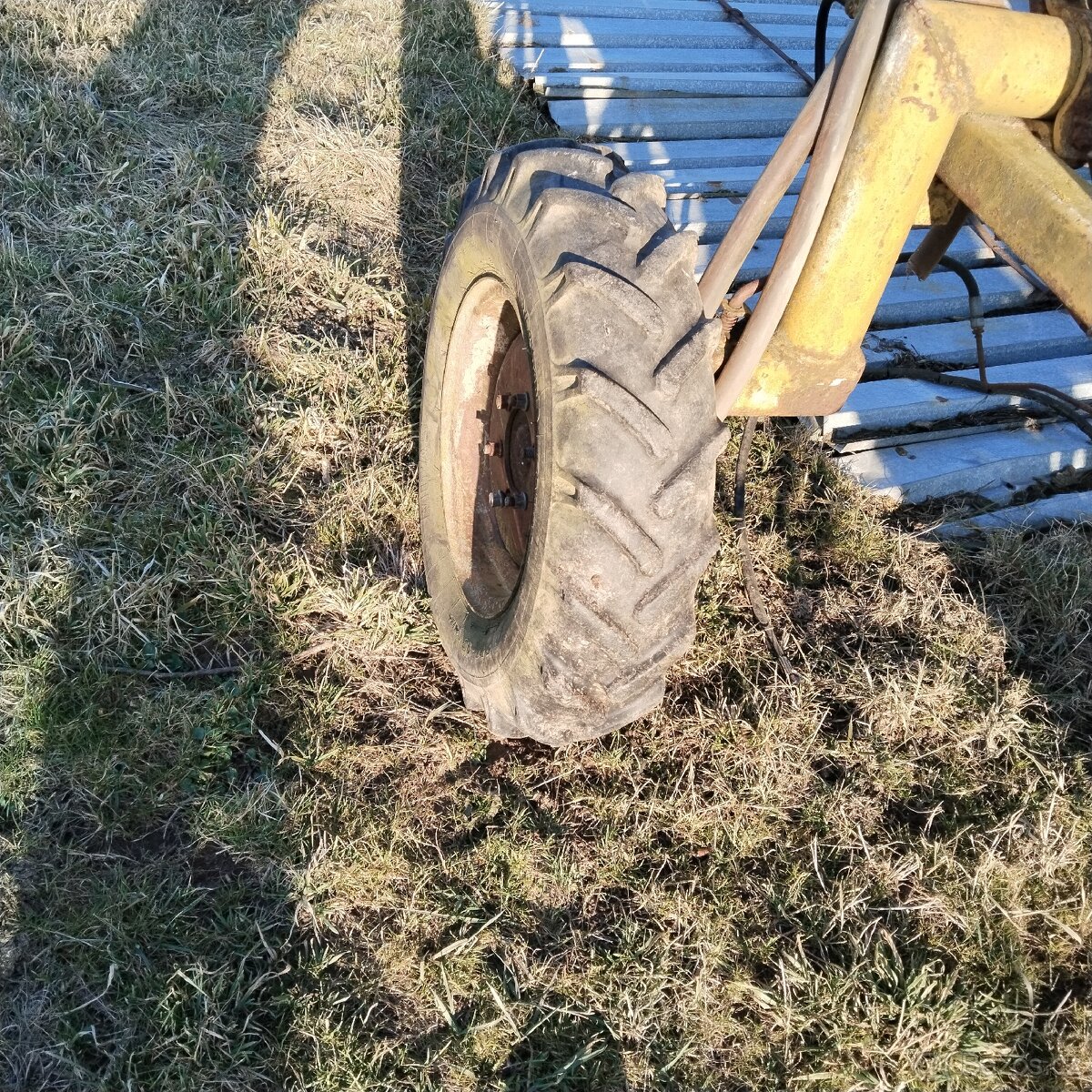 Zbytky sečky pneusej - 5