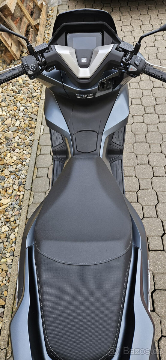 Prodám Honda PCX 125 - 5
