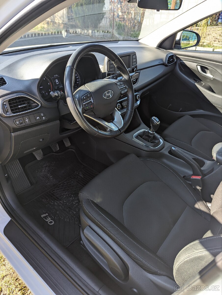 Hyundai i30 fastback - 5