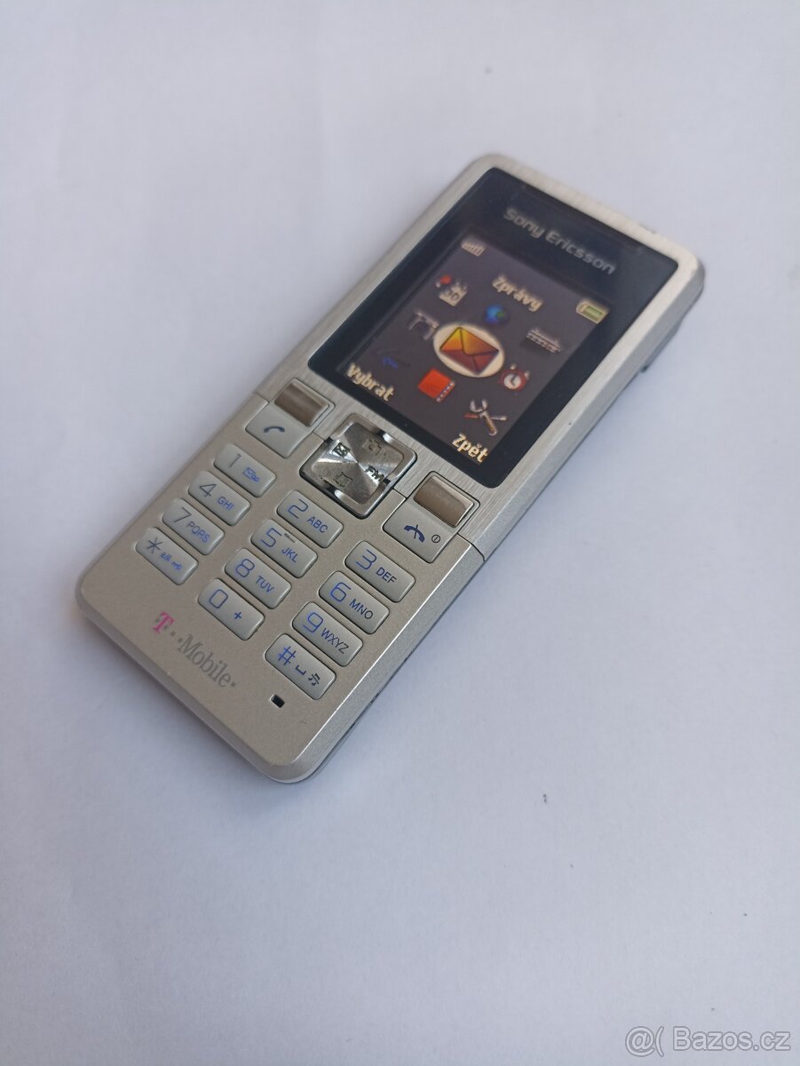 Sony Ericsson T250i - 5
