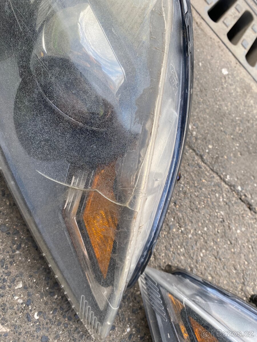 Přední světlomety Ford Focus MK2 – na díly - 5