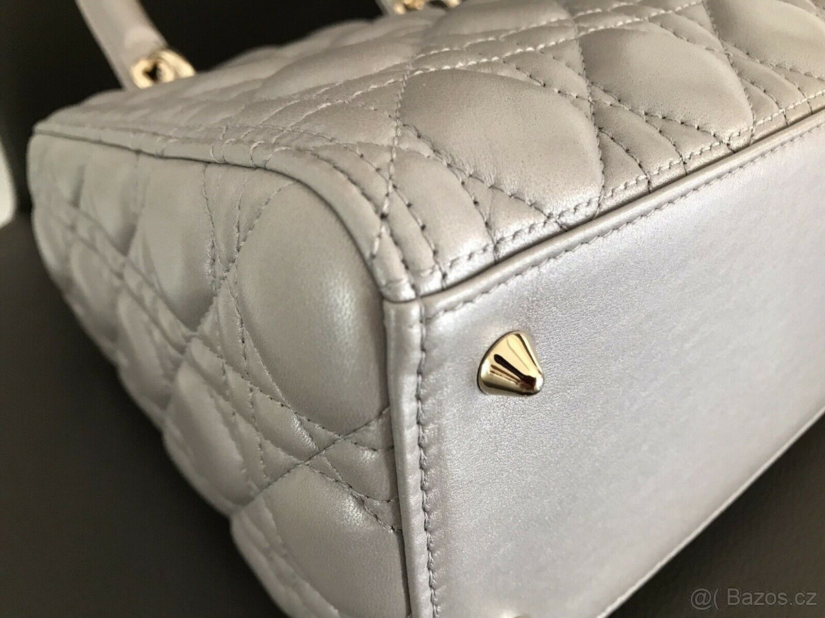 Dámská kabelka DIOR s účtenkou, úplně nová, světle šedá, kom - 5