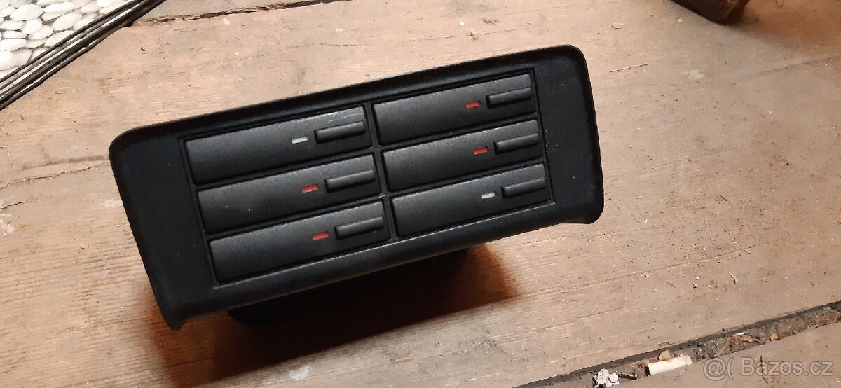 CD box a kazetový box pro VW Golf 3 - 5