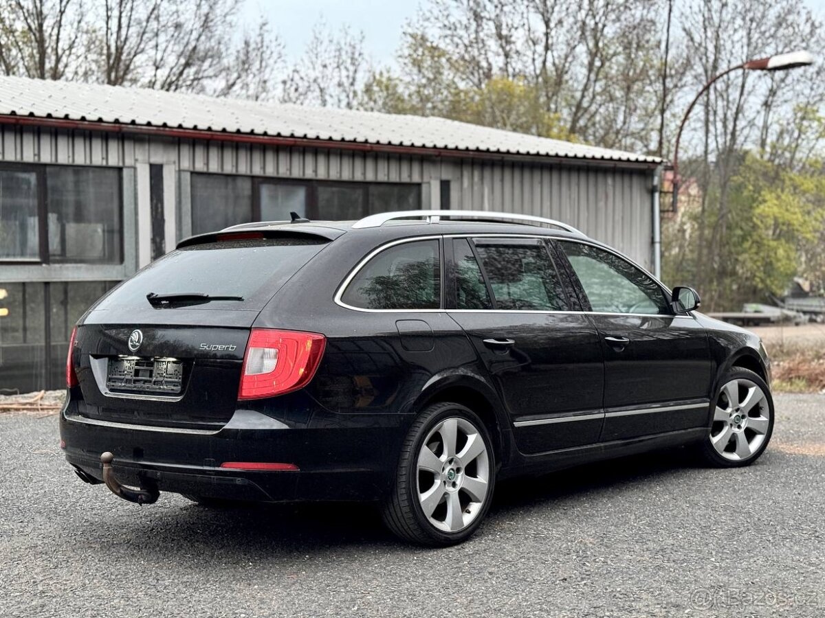 Škoda Superb 2010 - 5