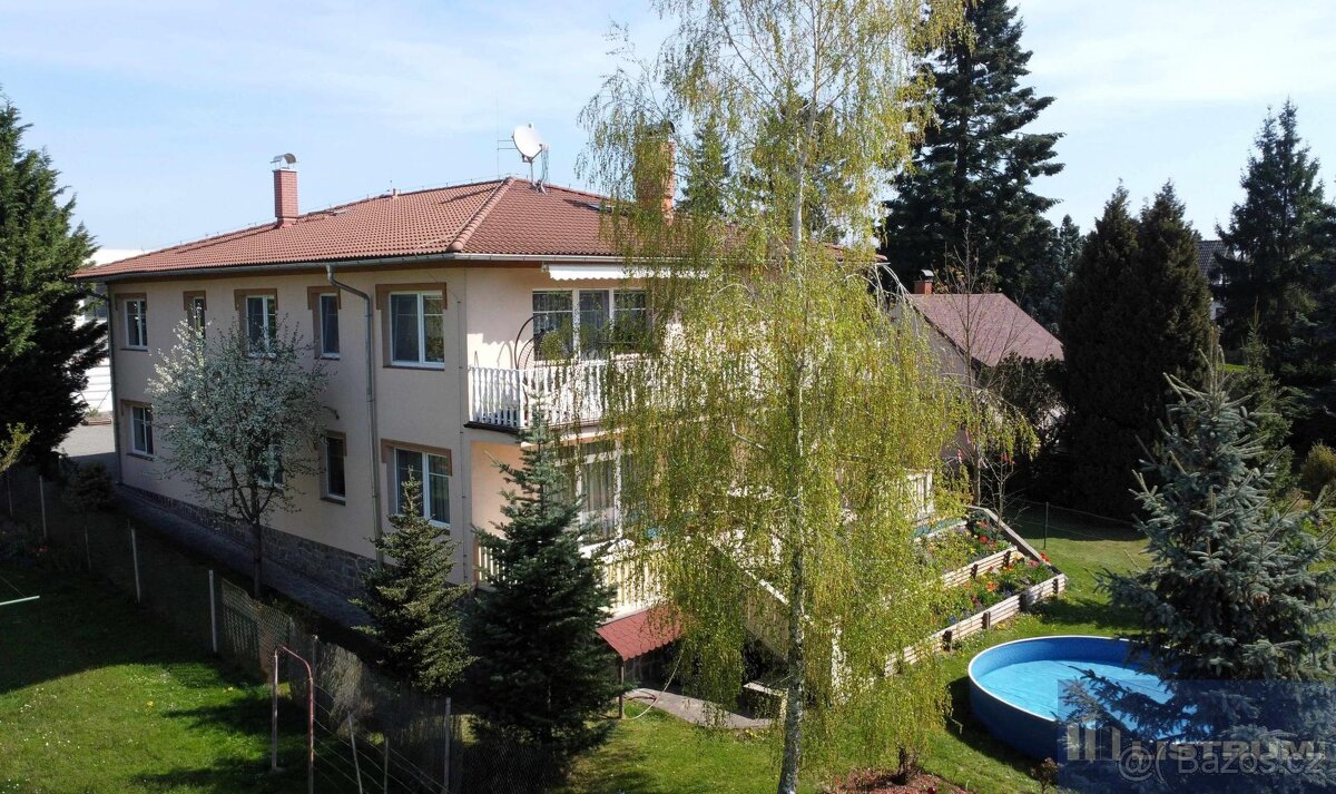 RD 11+3 v obci Ohrobec - 5