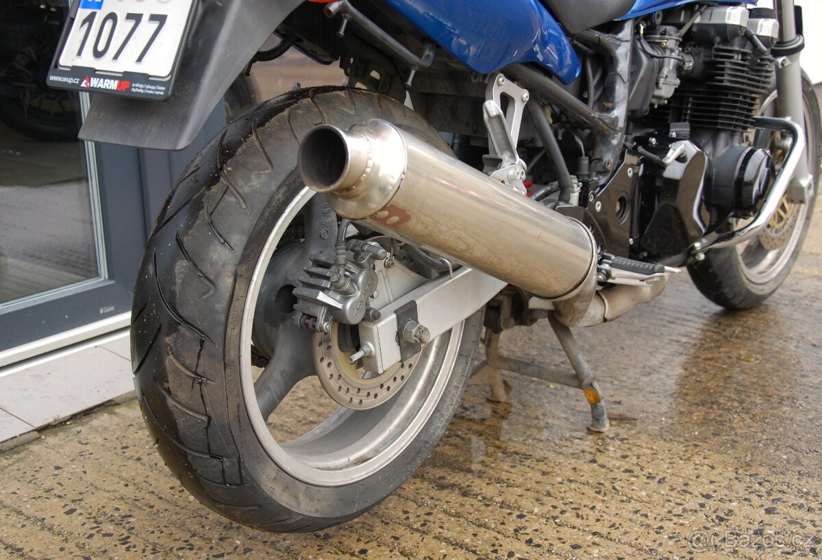 Kawasaki ZR-7 - 5