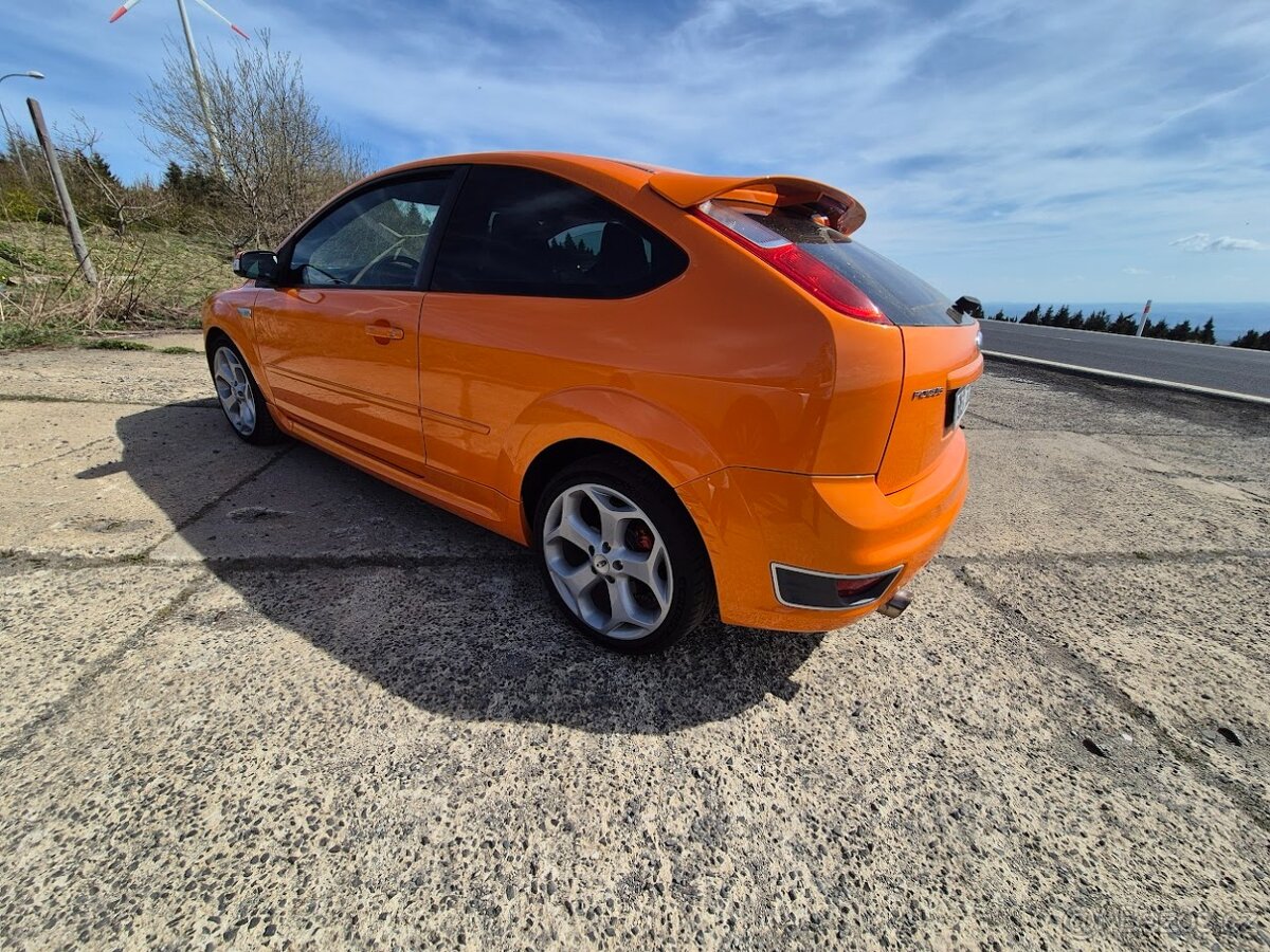 Ford Focus ST 166kw Electric Orange - 5