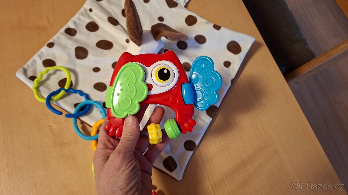 Lucka A - sada usínáček, chrastítko, řetěz - 5