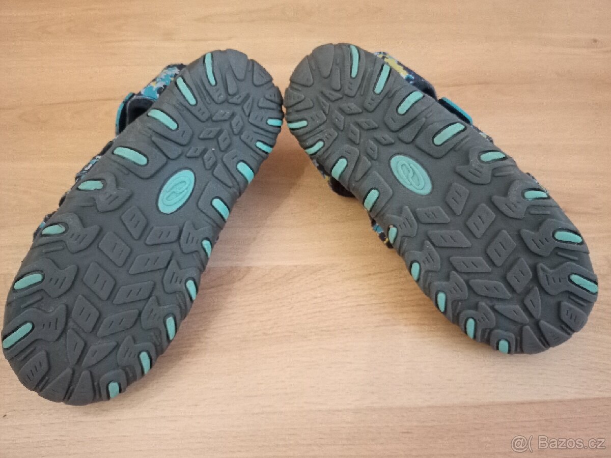 Chlapecké sandálky, Zn.Loap,vel.33 - 5