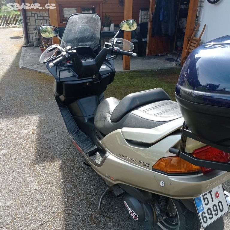 Yamaha Majesty 250 - 5