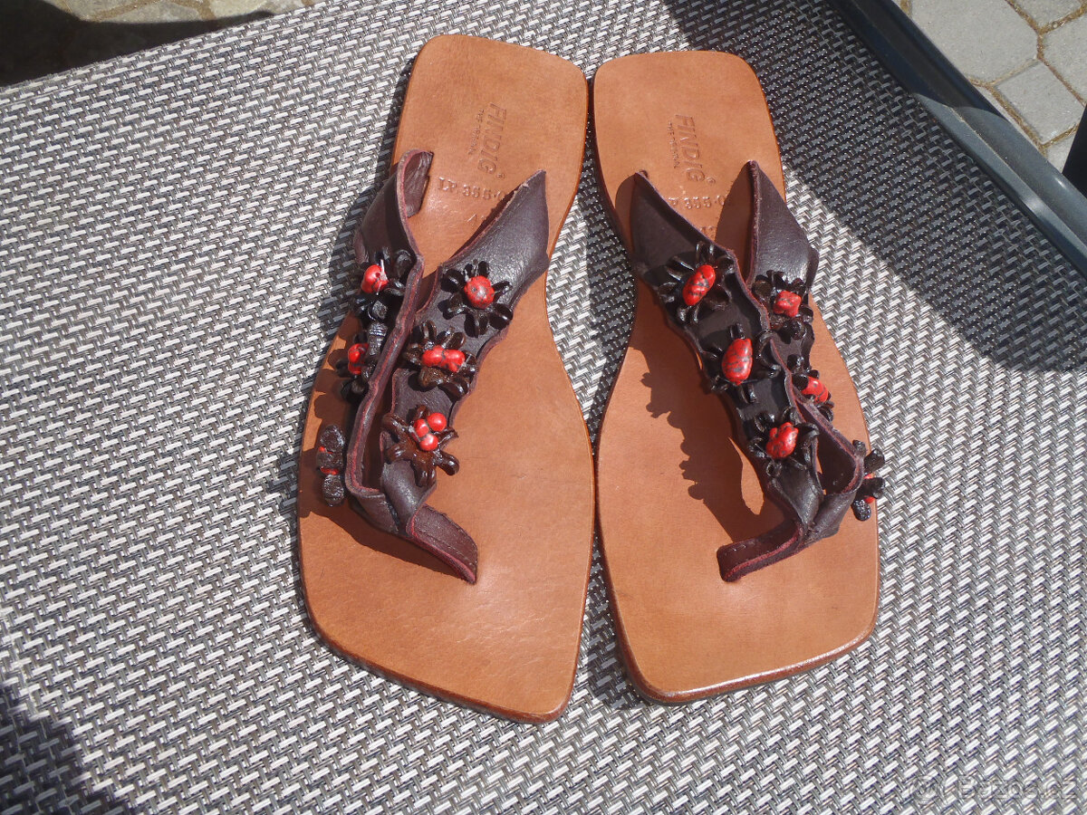 Prodám dámské kožené sandály - 5