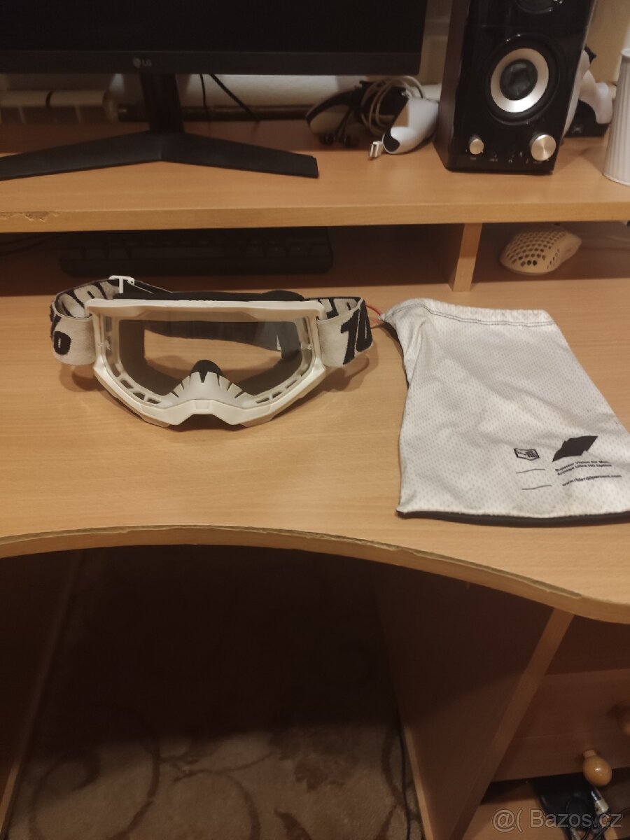 Prodám integrální helmu Leatt MTB 1.0 DH - 5