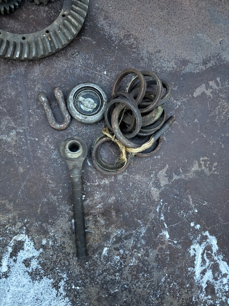 Prodám náhradní díly zetor - 5