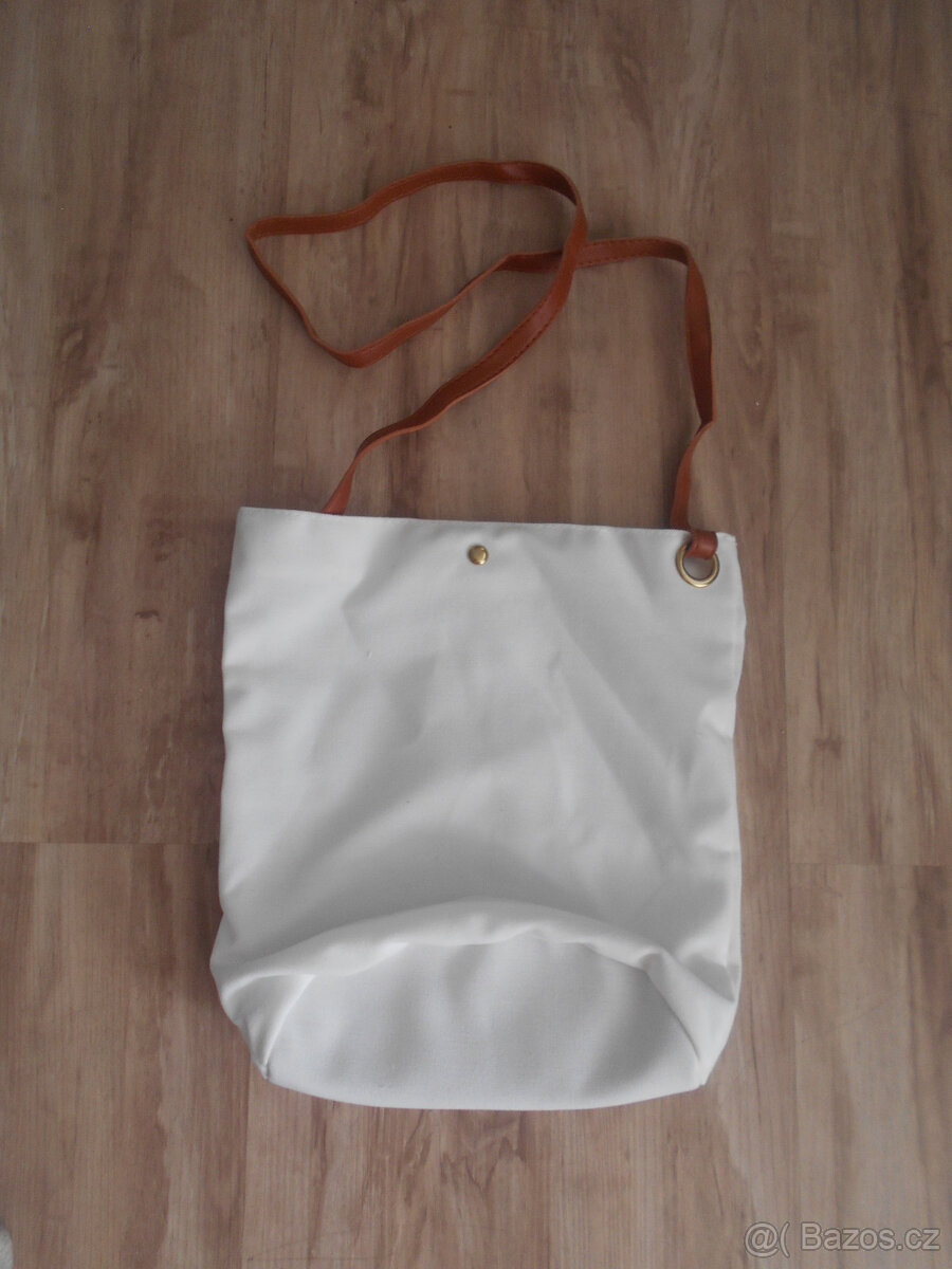 MENŠÍ KABELKY NOVÁ - 5