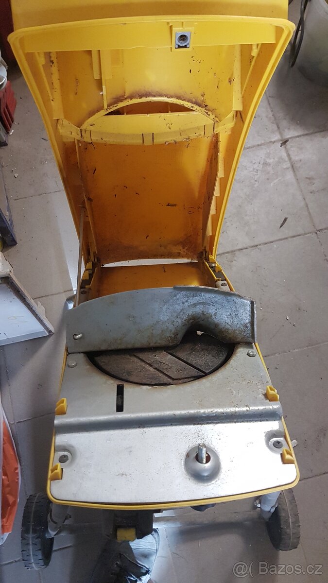 DRTIČ VĚTVÍ ŠTĚPKOVAČ ALKO - 5