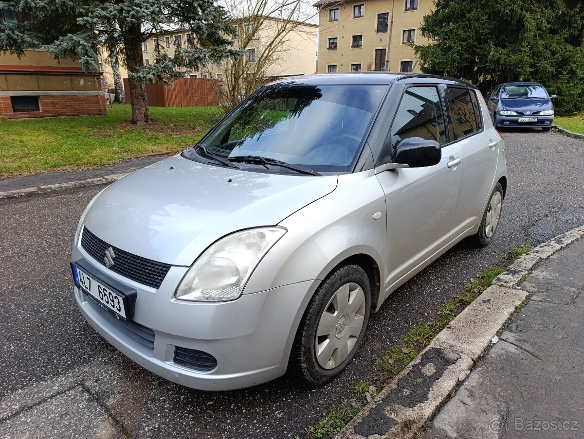 Suzuki Swift 1.3 68 kW - 5