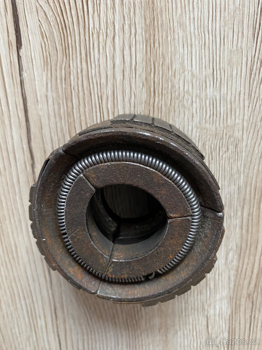 Odstediva spojka Vari - 5