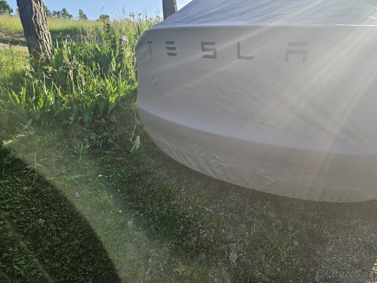 Venkovní plachta pro Tesla model 3 - 5