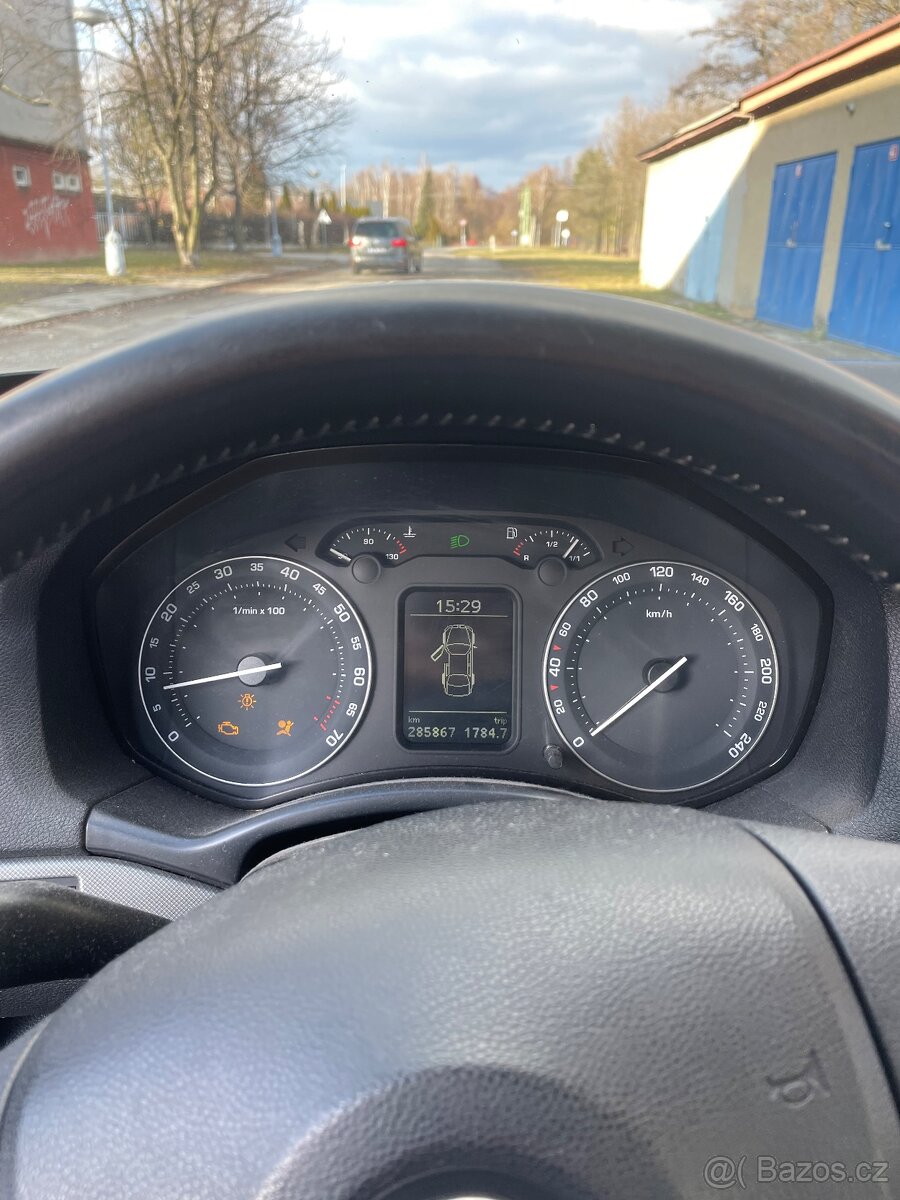 Skoda octavia II 1.6mpi - 5