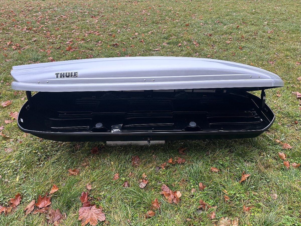 STŘEŠNÍ BOX THULE SPIRIT 820 NOSIČ PŘÍČNÍKY - 5