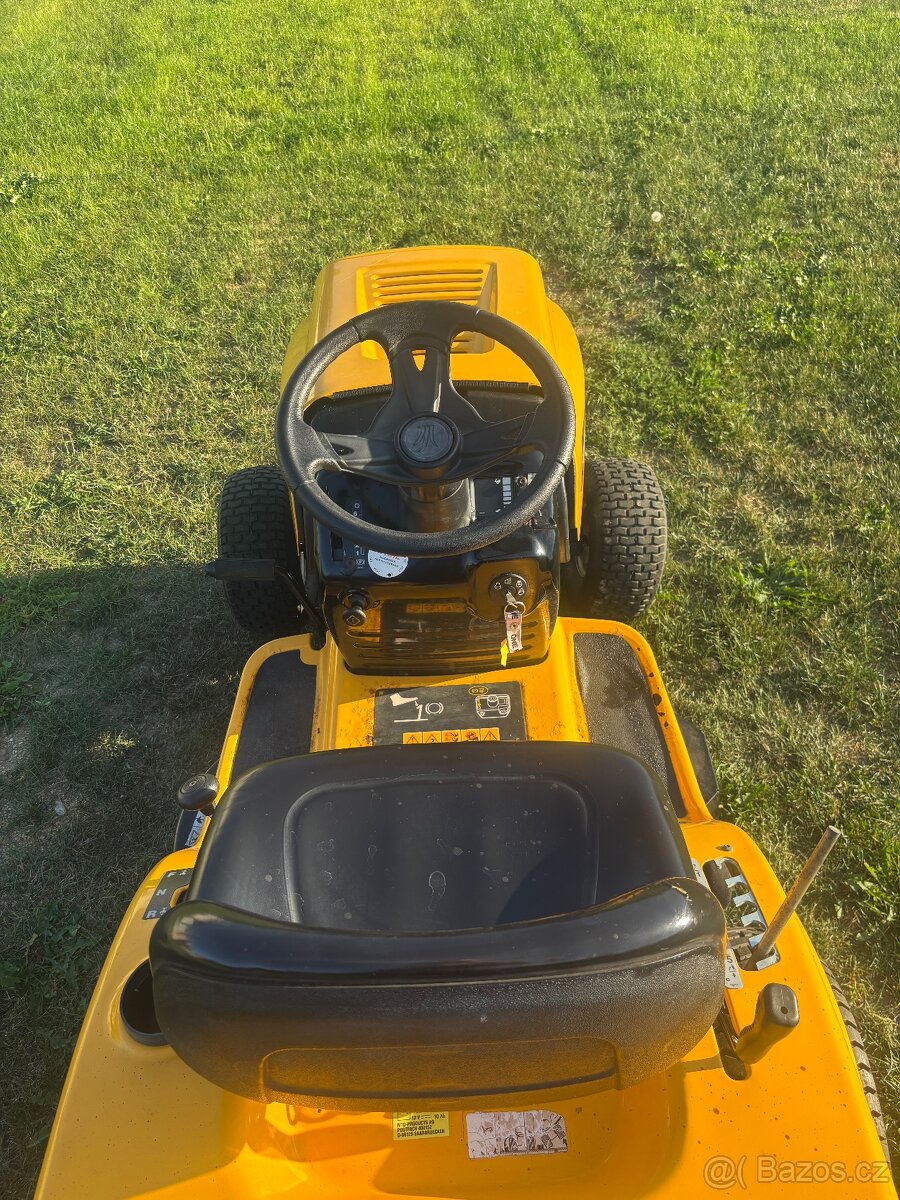 Zahradní trakturek MTD 12,5HP - 5