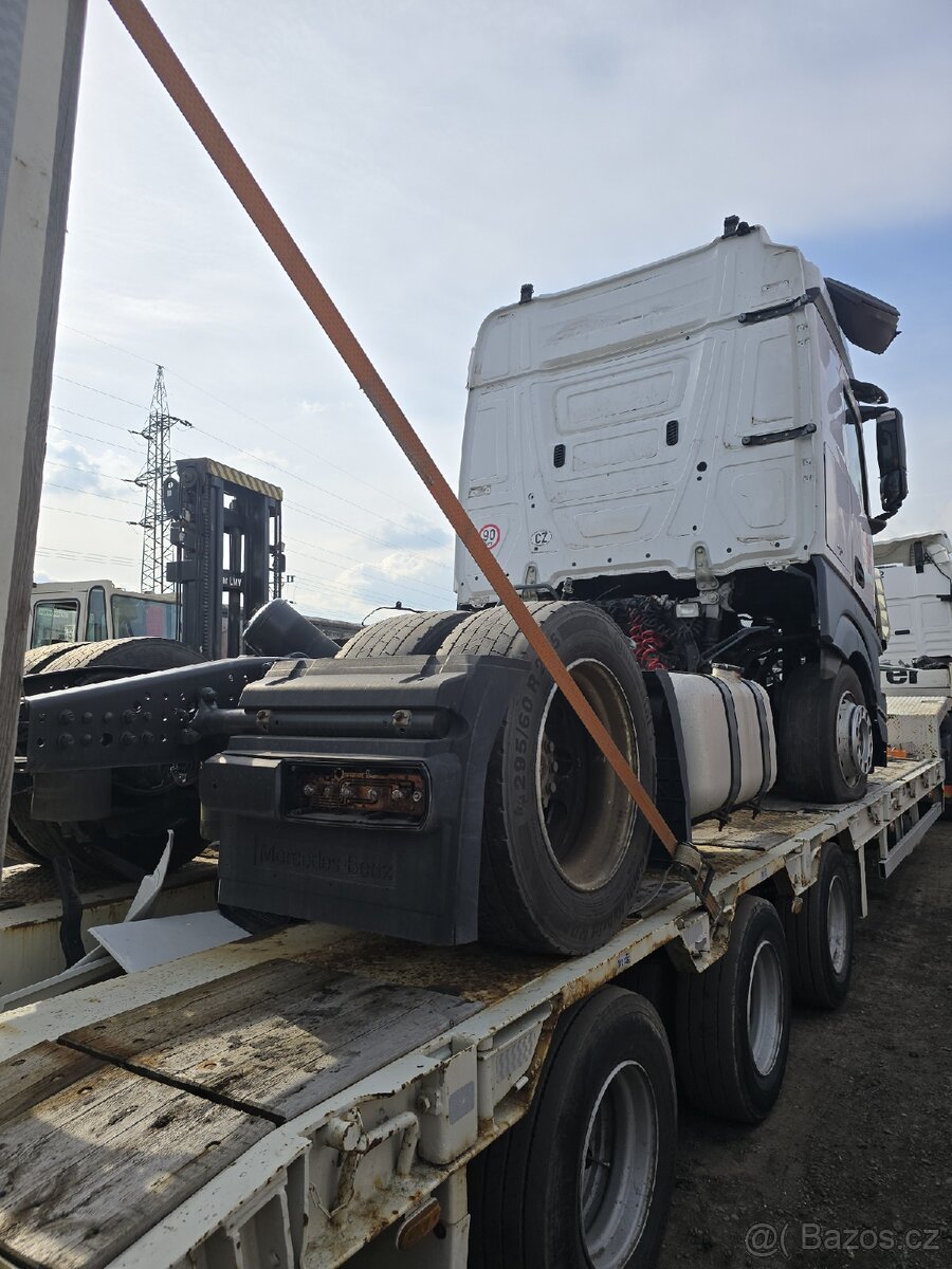 Mercedes Actros 1845 - 5