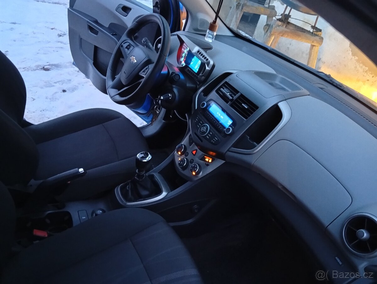 Chevrolet aveo T300 rok 2012 - 5