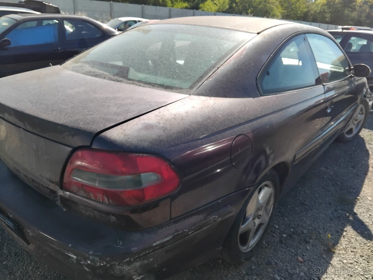 S L E V A . . VOLVO C70 coupe 2,0i Turbo T5R 250PS manual - 5